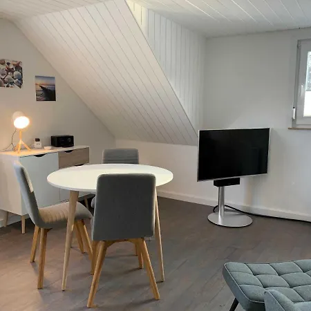 Apartment De Lutte Fewo 1 *